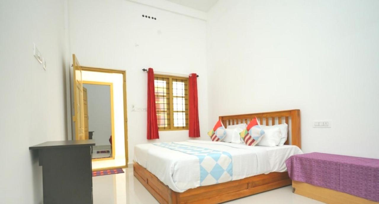 Greenpepperhomestay Munnar Anaviratty 外观 照片